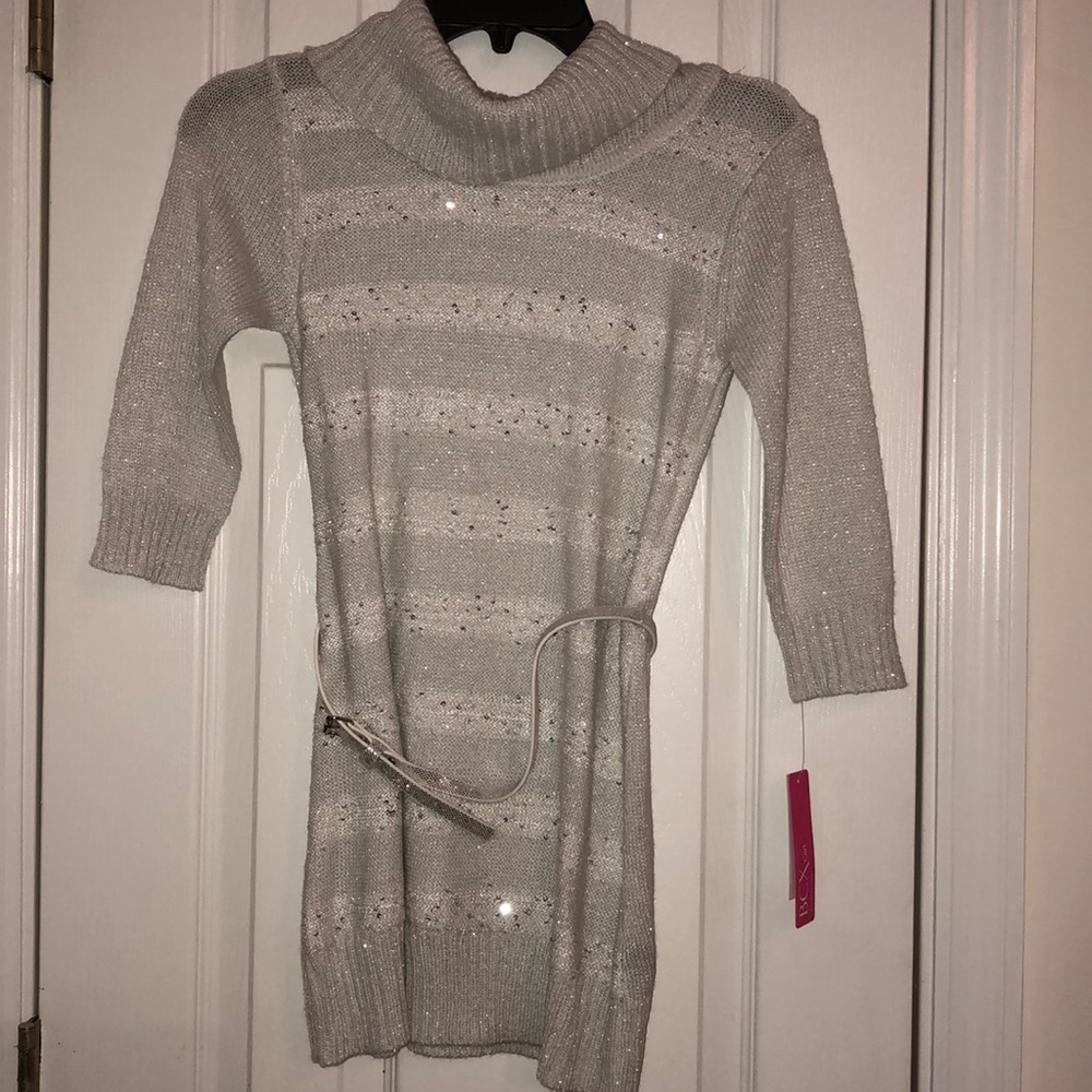 *TODAY ONLY SALE* BNWT**BEAUTIFULtunic for Girls